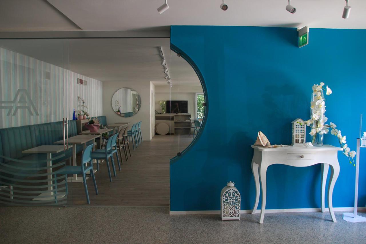 Hotel Adria Bellaria-Igea Marina Buitenkant foto