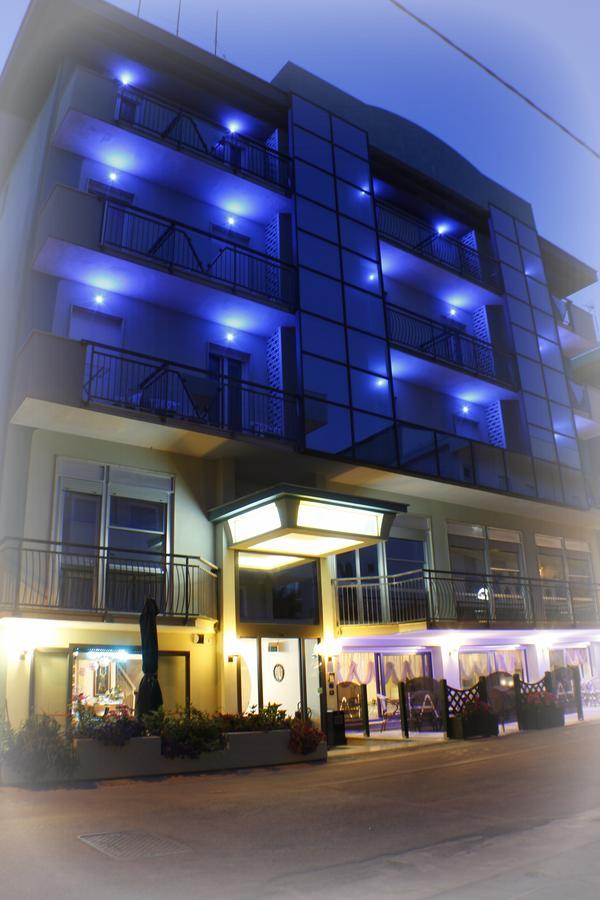 Hotel Adria Bellaria-Igea Marina Buitenkant foto