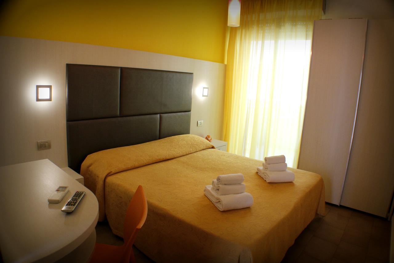 Hotel Adria Bellaria-Igea Marina Kamer foto