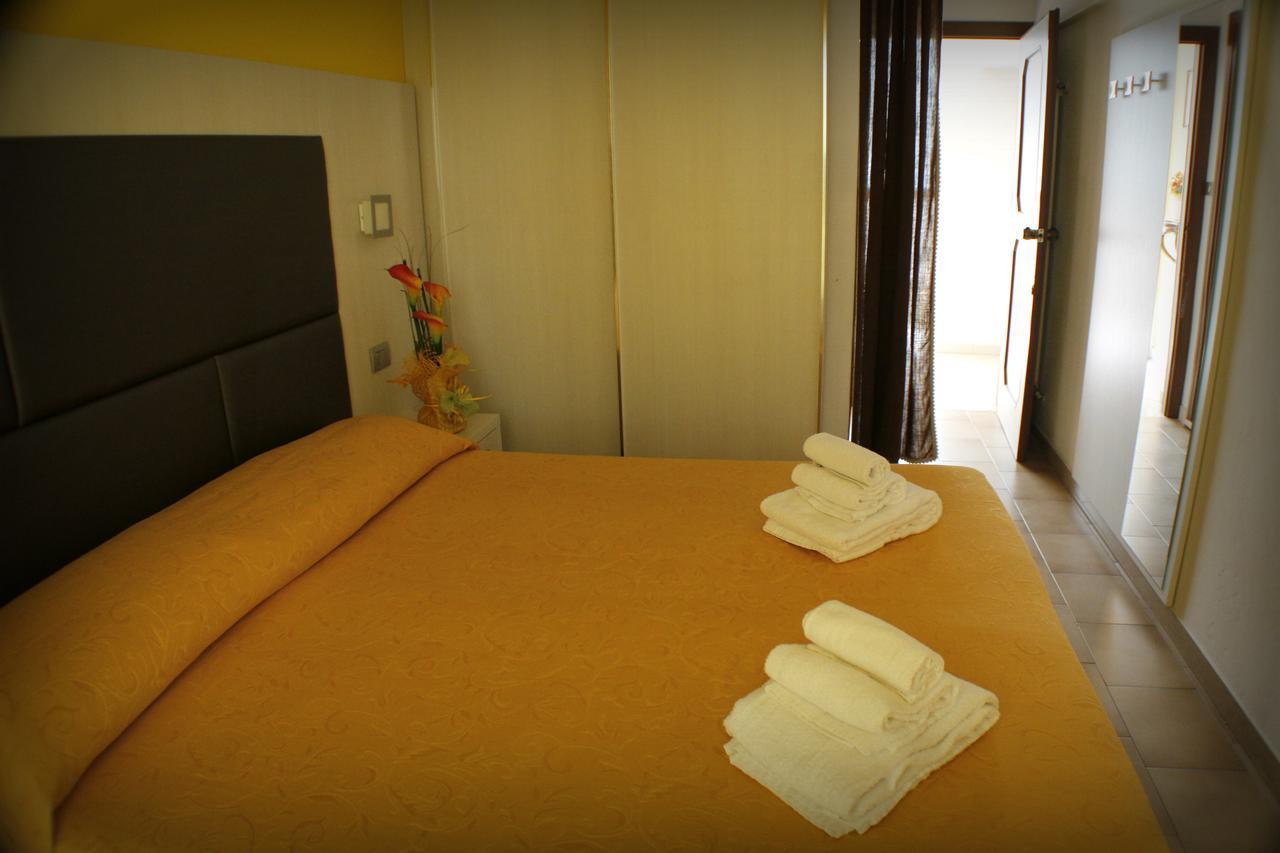Hotel Adria Bellaria-Igea Marina Buitenkant foto