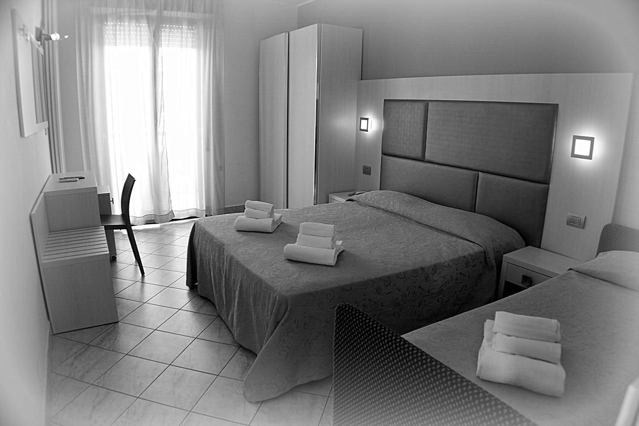 Hotel Adria Bellaria-Igea Marina Kamer foto